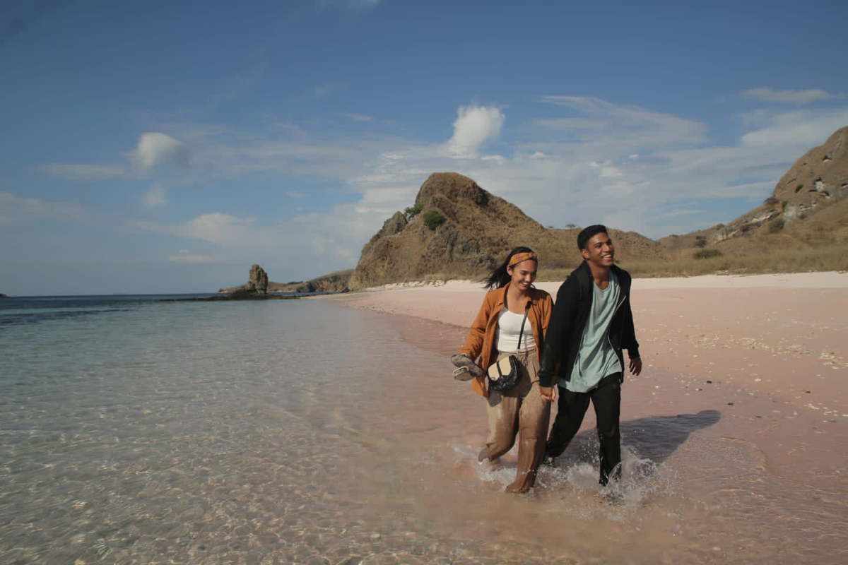 4 Destinasi Indah di Labuan Bajo, Hadir di Film Nona Manis Sayange