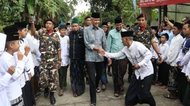 PDIP Tepis Rekam Jejak Ganjar Gagal Entaskan Kemiskinan di Jateng