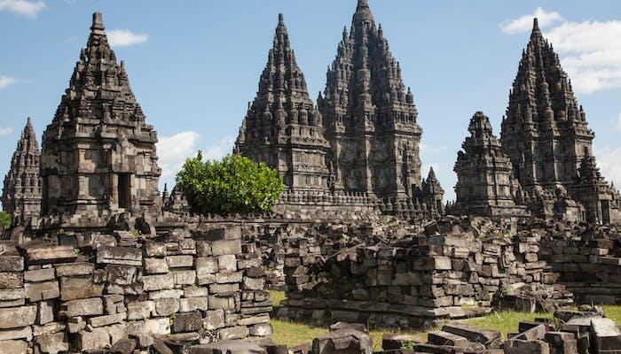 Legenda Kisah 1000 Candi Prambanan. Bandung Bondowoso dan Roro Jonggrang