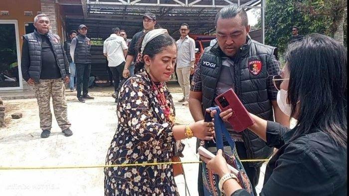 Polisi Libatkan Mbak Rara Olah TKP Pembunuhan Ibu dan Anak! Sarung Golok Ketemu