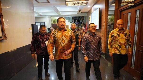 Bertemu Menpan RB, Jaksa Agung Bahas Pembentukan Badan Perampasan Aset