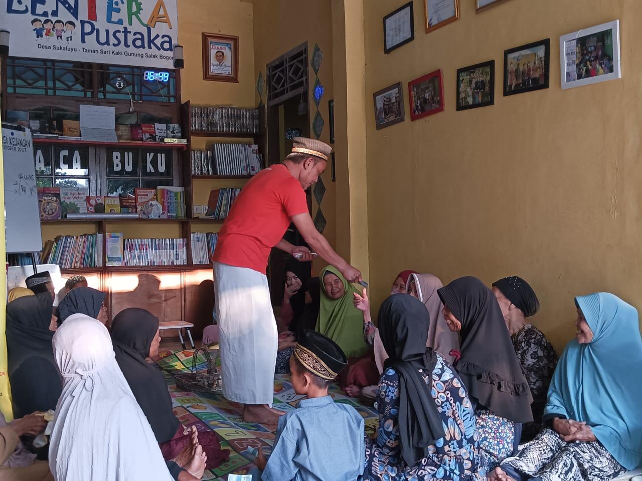 Soal Akhlak di Taman Bacaan