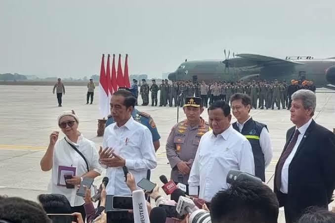 Salut! Prabowo dampingi Jokowi Lepas 51,5 Ton Bantuan dari Indonesia untuk Palestina