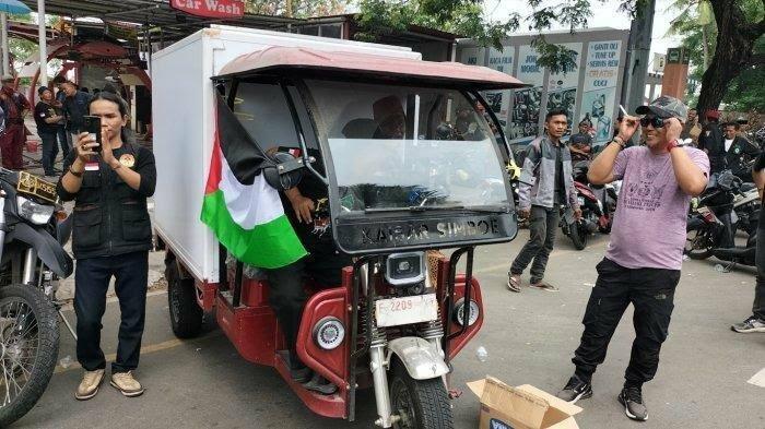 Ngenes! Summarecon Bekasi Akhirnya Pecat Satpam Paksa Kurir Copot Bendera Palestina