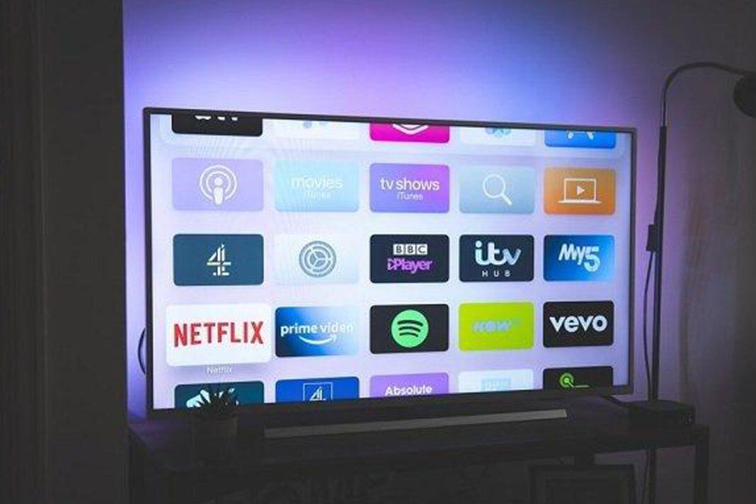 Jangan Salah Beli! Nih Beda TV Digital sama Smart TV
