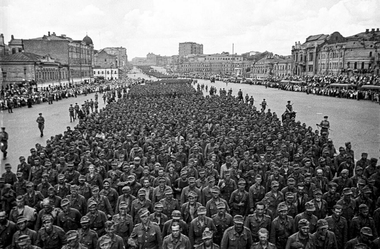 Apocalypse World War 2: Tahun 1944 Akhirnya Tentara Jerman Bisa Berparade di Moskow!