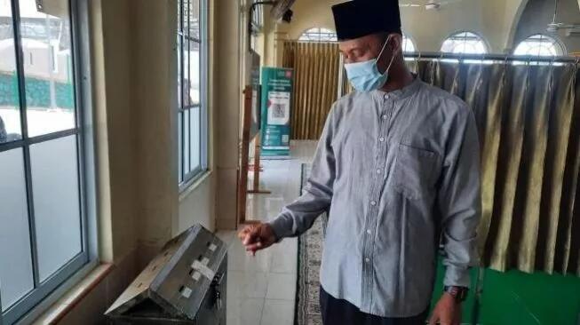 Pengangguran di Karimun Nekat Curi dari Kotak Infak yang Disumbangkan ke Palestina