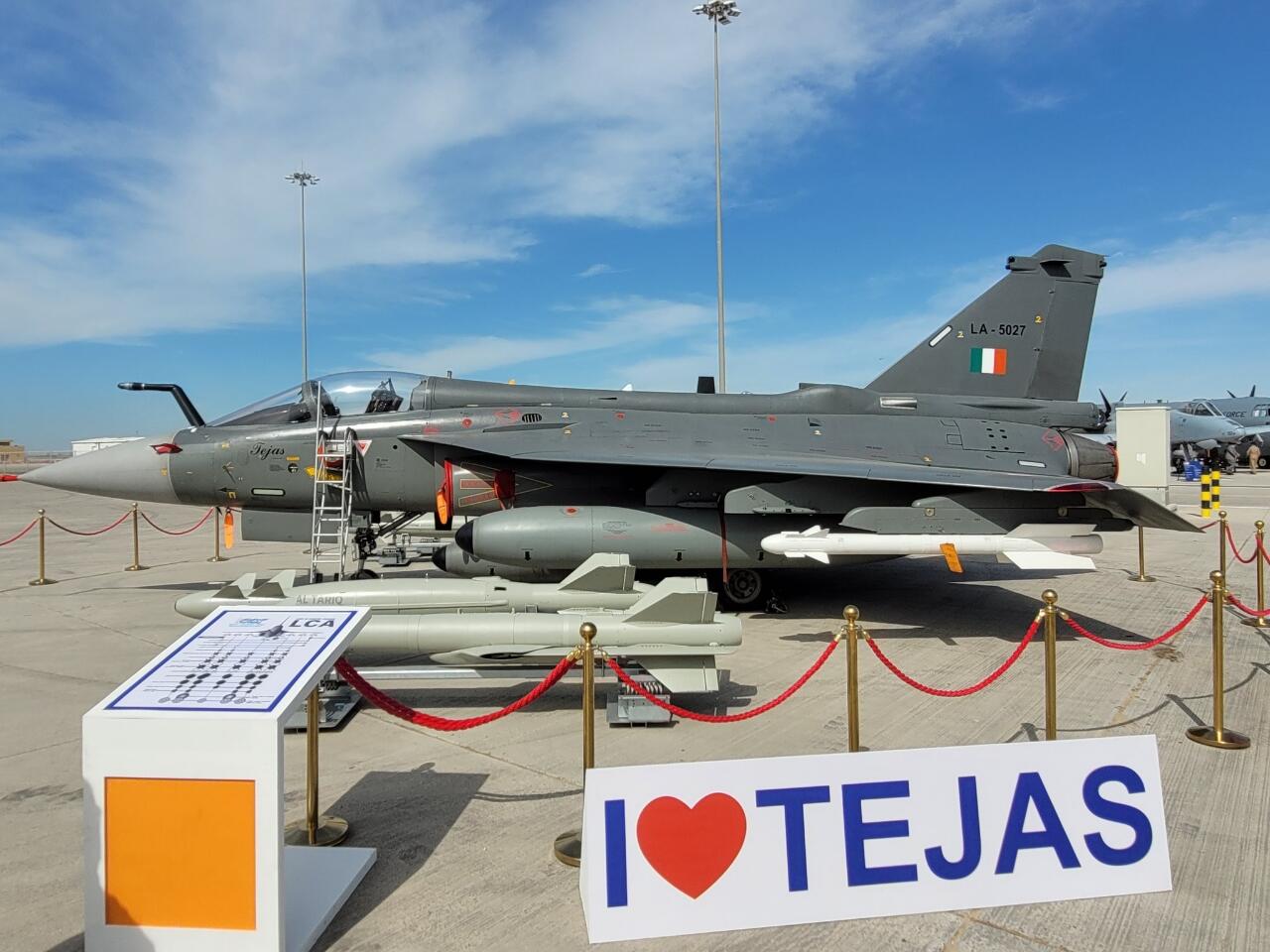 Dubai Air Show 2023: LCA Tejas Bertatap Muka dengan JF-17 Thunder Untuk Pertama Kali