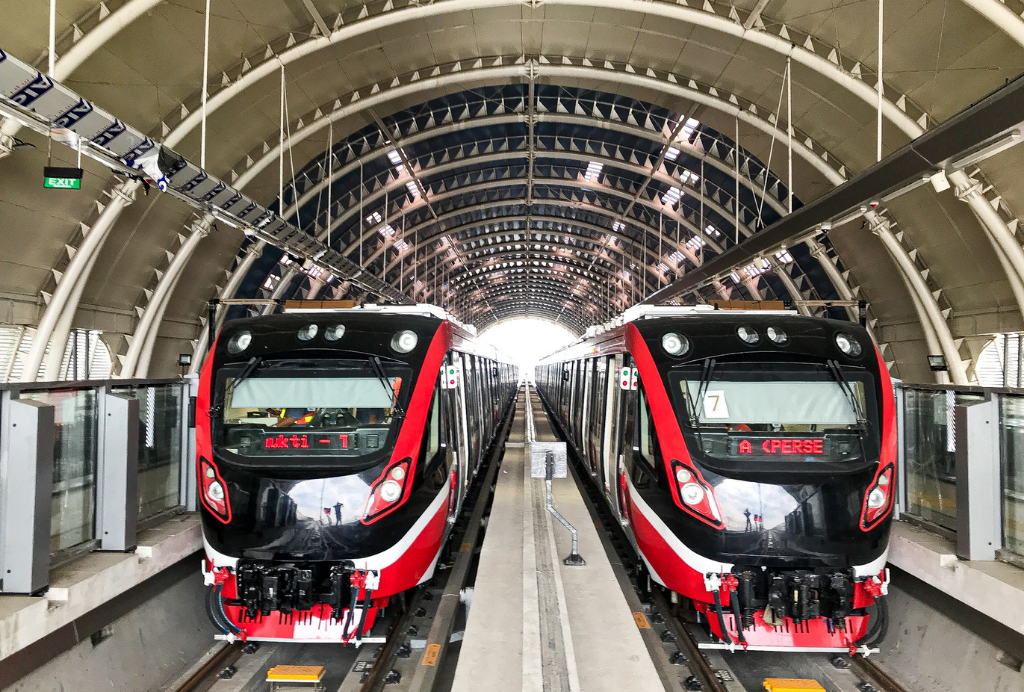 Berapa Harga Tiketnya Naik LRT