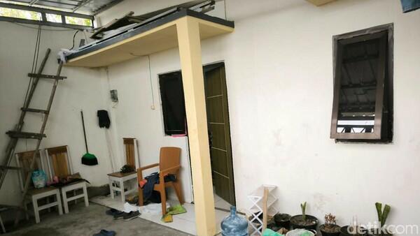 Ngeri! Seorang Pria di Gresik Tewas dengan Pisau Tertancap di Mulut, 2 Pelaku