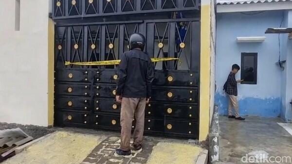 Ngeri! Seorang Pria di Gresik Tewas dengan Pisau Tertancap di Mulut, 2 Pelaku