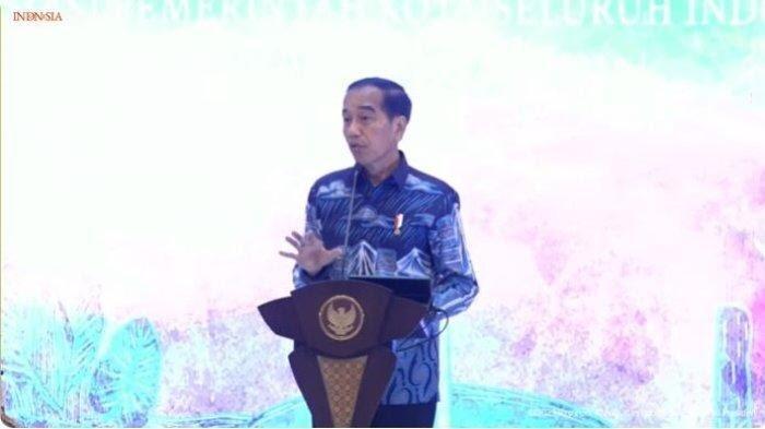 Jokowi Soroti Kantor Pemda yang Dicat Warna Partai Politik Pengusung Kepala Daerah