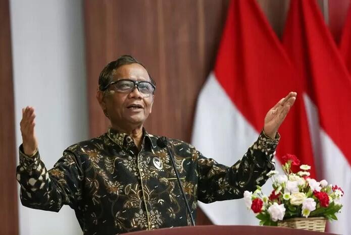 Mahfud MD Lebih Layak Jadi Capres Daripada Ganjar Pranowo