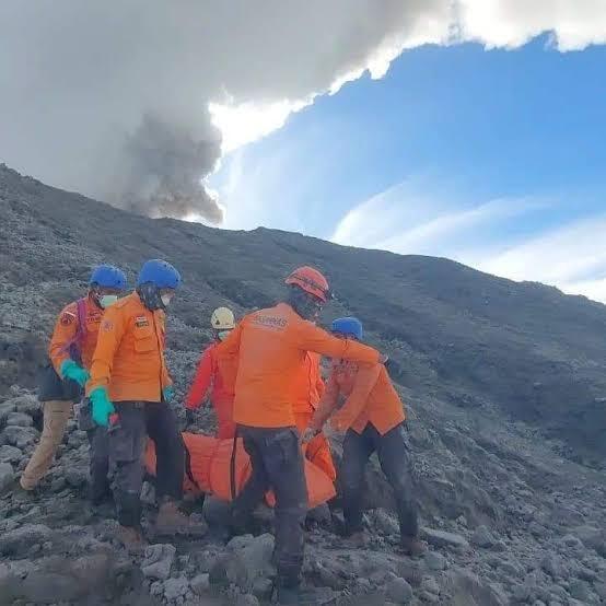 Erupsi Gunung Marapi Membawa Duka! &#91;Kompetisi KGPT&#93;