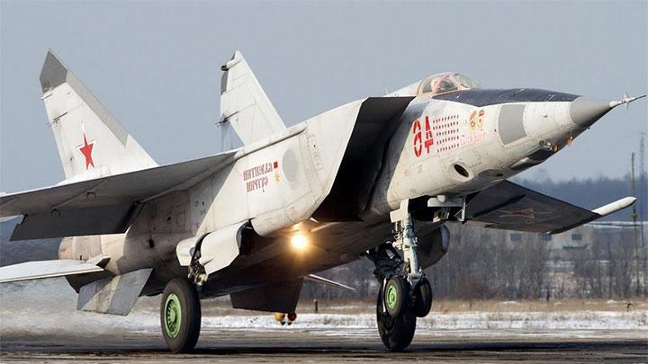 Viktor Belenko: Pilot yang Dulu Membawa Kabur MiG-25 Foxbat Meninggal Dunia