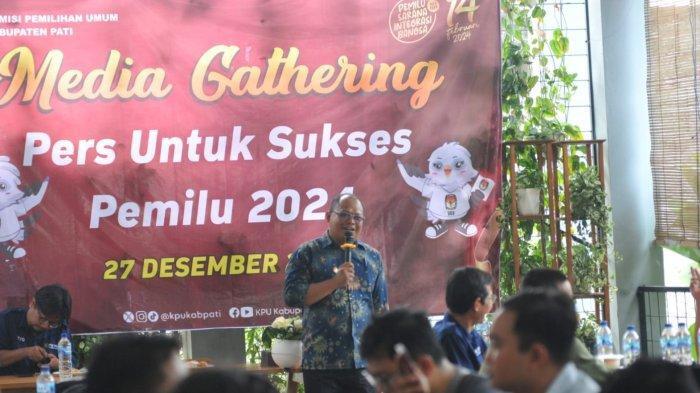 Sosok Supriyanto, Akui Satu-satunya Ketua KPU di Indonesia 'Tak Beragama'
