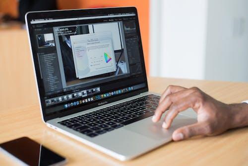 Definisi Multimedia & Sejarah Perkembangan Multimedia