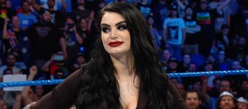 10 Pegulat WWE Paling Seksi, Model Dunia