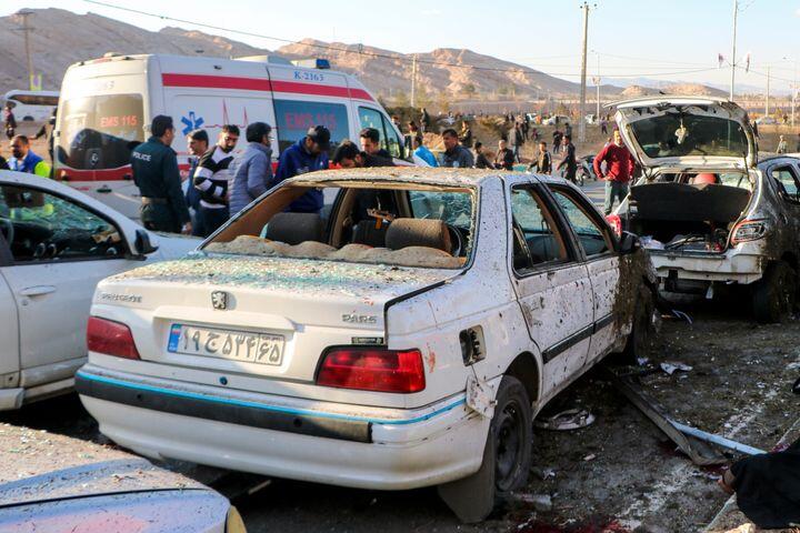 Bom Meledak Dekat Makam Solemani, Iran, lebih dari 211 Orang Tewas