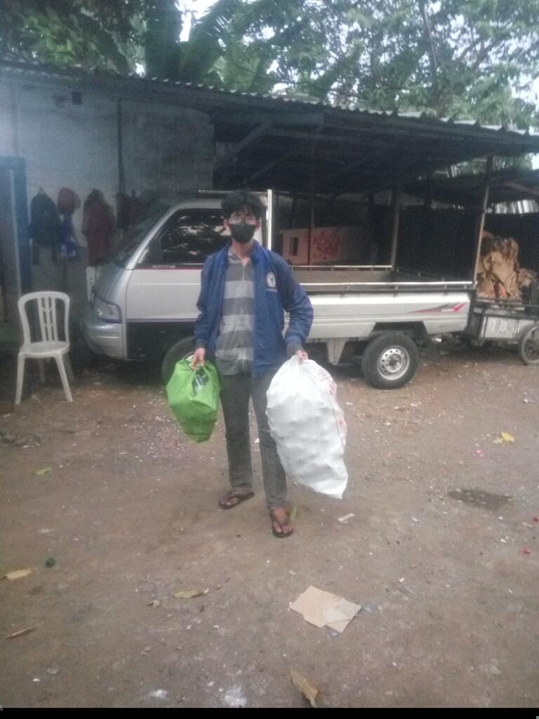 Kaskuser Gelandangan — (Wandering Homeless: The Journey of Ucup)
