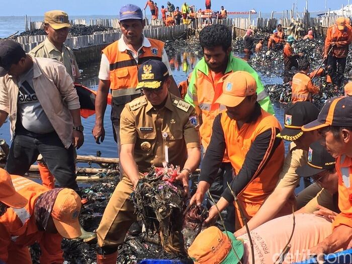 Anies Kritik Heru Budi Soal Kampung Susun Bayam;Sudah Kami Bangun, Tinggal Diisi Saja