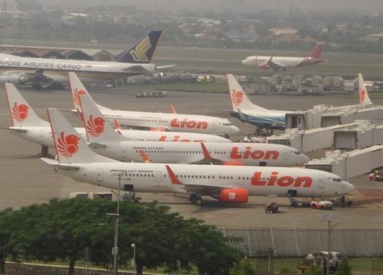 Lion Air menghentikan sementara operasi Boeing 737 MAX 9