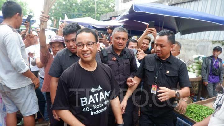 Respon Elegan! Anies Kampanye di Batam, Sebagian Pedagang Pasar Teriak Nama Prabowo