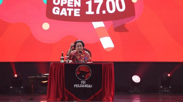 Megawati: Kekuasaan itu Enak, tapi Jangan Lupa Daratan