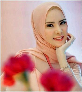 Thred foto Caleg Cantik Pemilu 2024