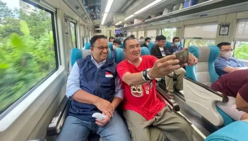 Anies Ogah Naik Kereta Cepat Whoosh, Pilih Argo Parahyangan