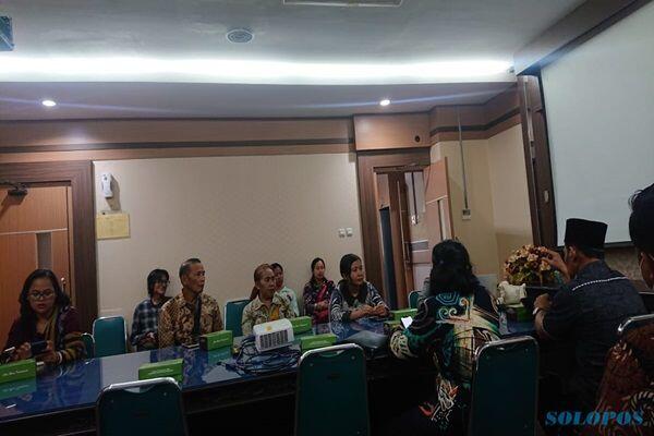Kantor Gubernur Jateng, Penghayat Kepercayaan di Cilacap Ngadu Sulit Ubah KK
