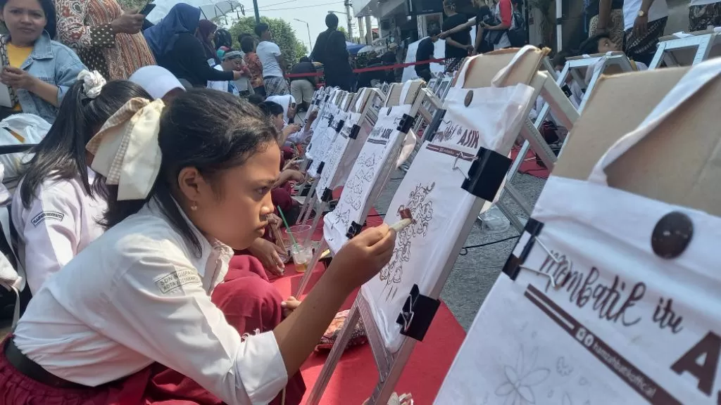 Yuk Mempelajari Proses Membatik Dari Awal Sampai Akhir