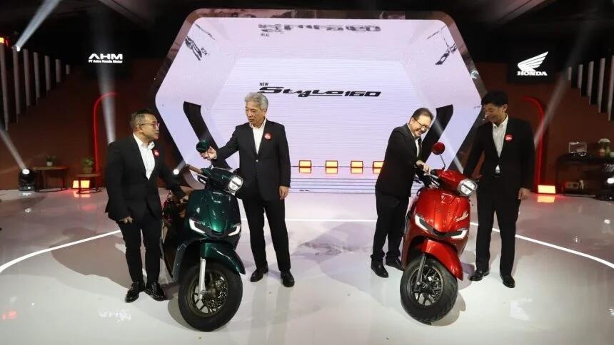 Honda Stylo 160, Skutik Premium Fashionable Pertama di Indonesia