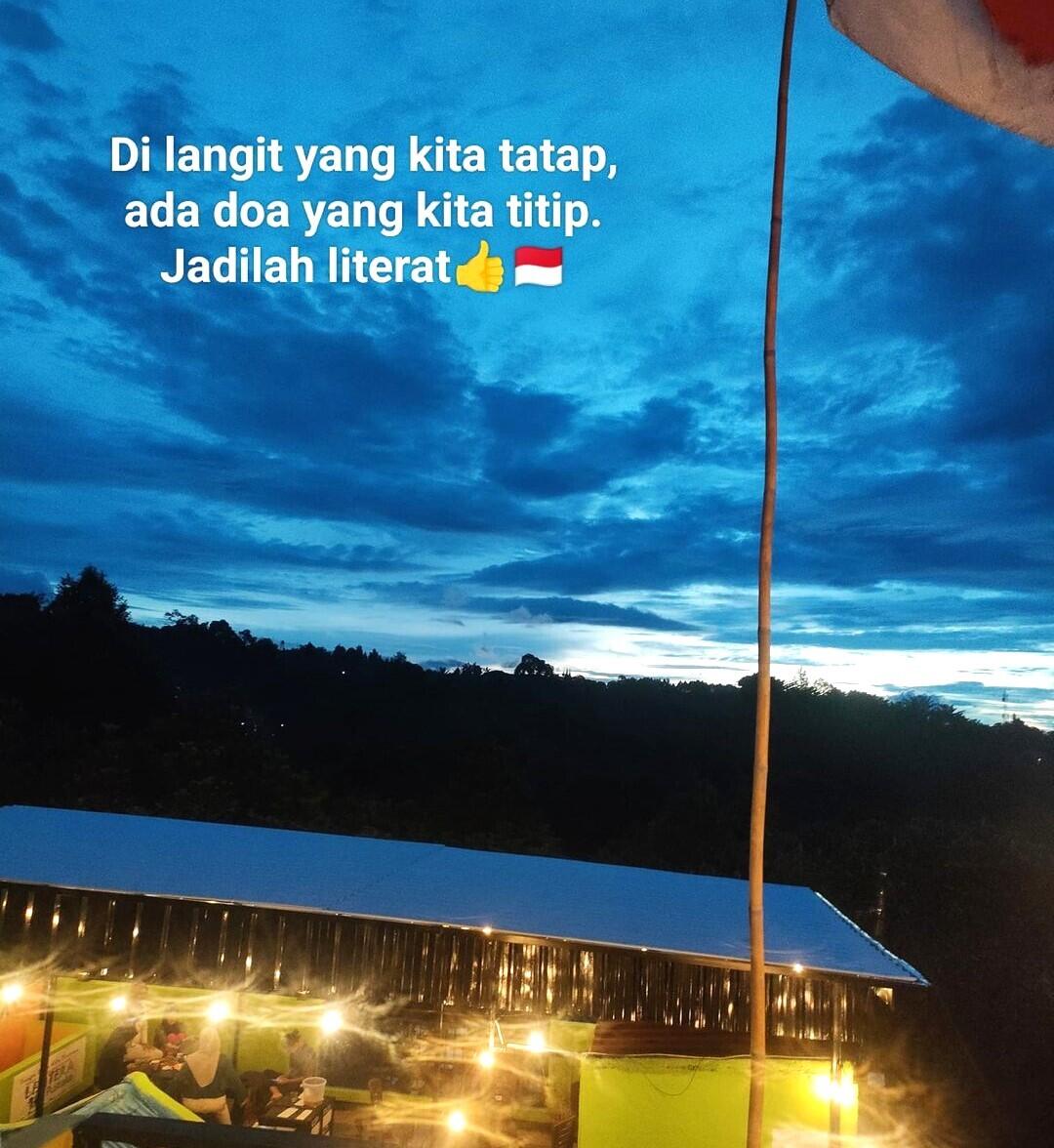 Di Langit yang Kita Tatap, Ada Doa yang Kita Titip