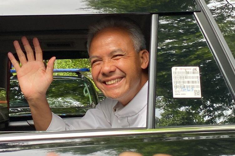 Tanggapi Isu Jokowi-Prabowo Bakal Bertemu, Ganjar: Biar Saja
