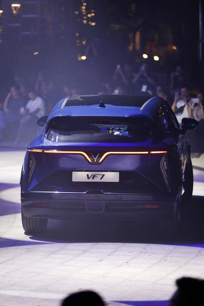 IIMS 2024: VinFast VF7, SUV Listrik Buatan Vietnam yang Segera Dijual di Indonesia