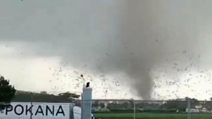 Banyak yang Gak Tahu, Ini Perbedaan Tornado dan Puting Beliung!