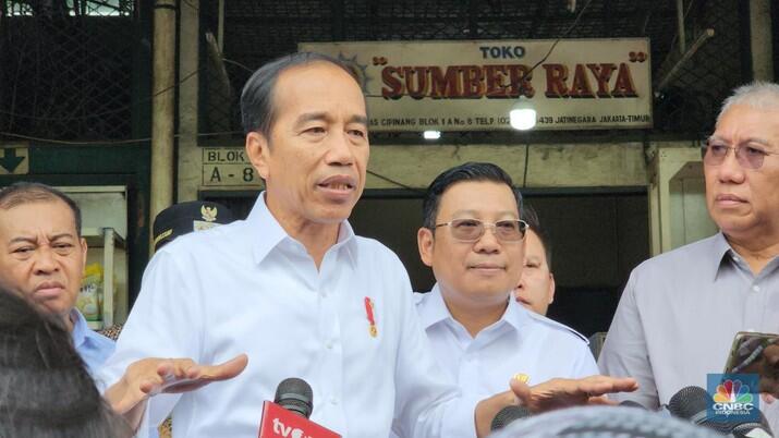 Ucapan Jokowi Benar! Harga Beras di Pasar Induk Cipinang Sudah Turun
