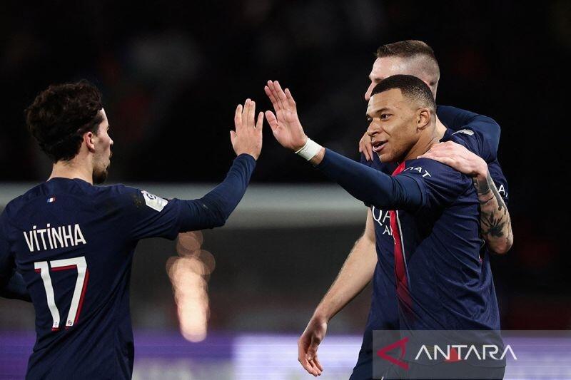 PSG vs Real Sociedad 2-1, Kylian Mbappe Dua Gol