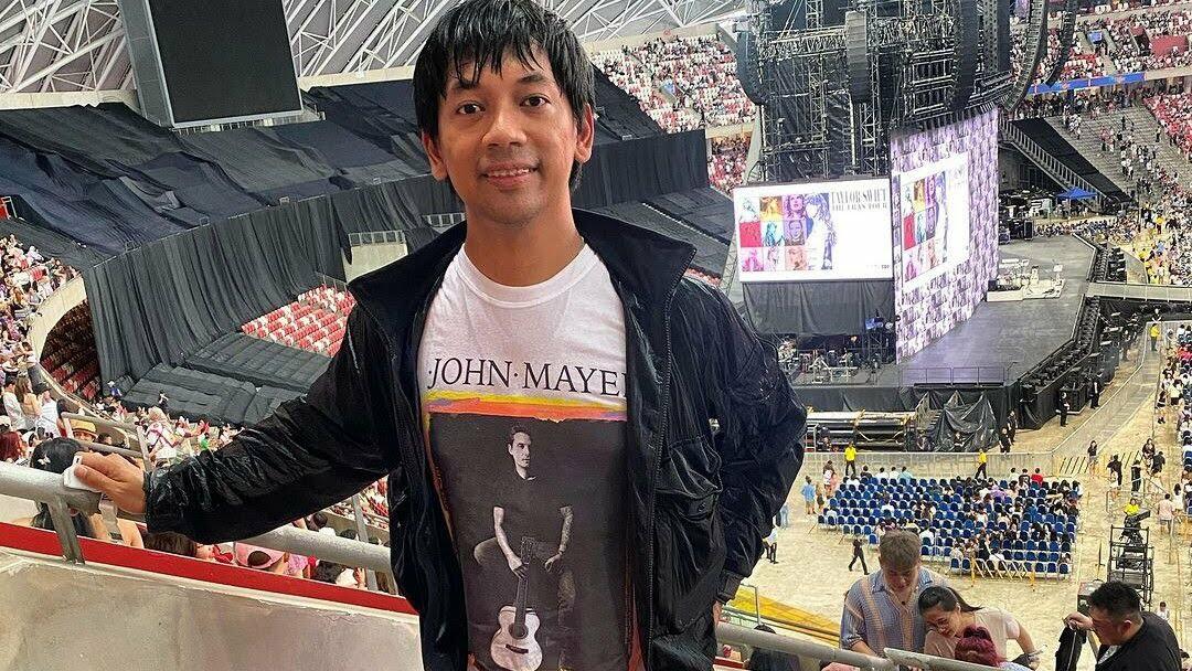 Rian d'Masiv Dihujat Usai Pakai Kaos John Mayer di Konser Taylor Swift!