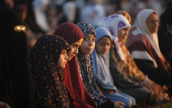 Kisah Cinta di Saf Tarawih: Rencana Indah Allah yang Tak Terduga #NgabuburitCerita