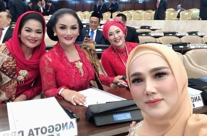 Selamat! Makhluk Tuhan Paling Seksi, Mulan Jameela Dua Kali Beruntun jadi Anggota DPR