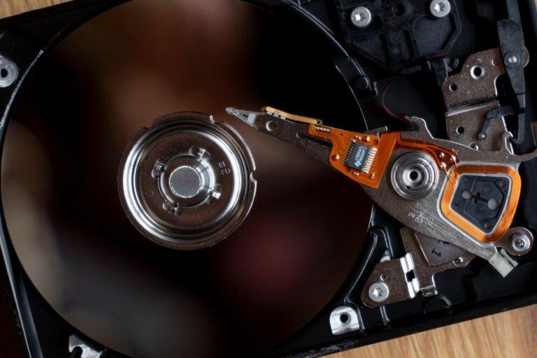 Memanfaatkan Slot WWAN untuk SSD: Memperluas Kapasitas Penyimpanan Laptop Anda