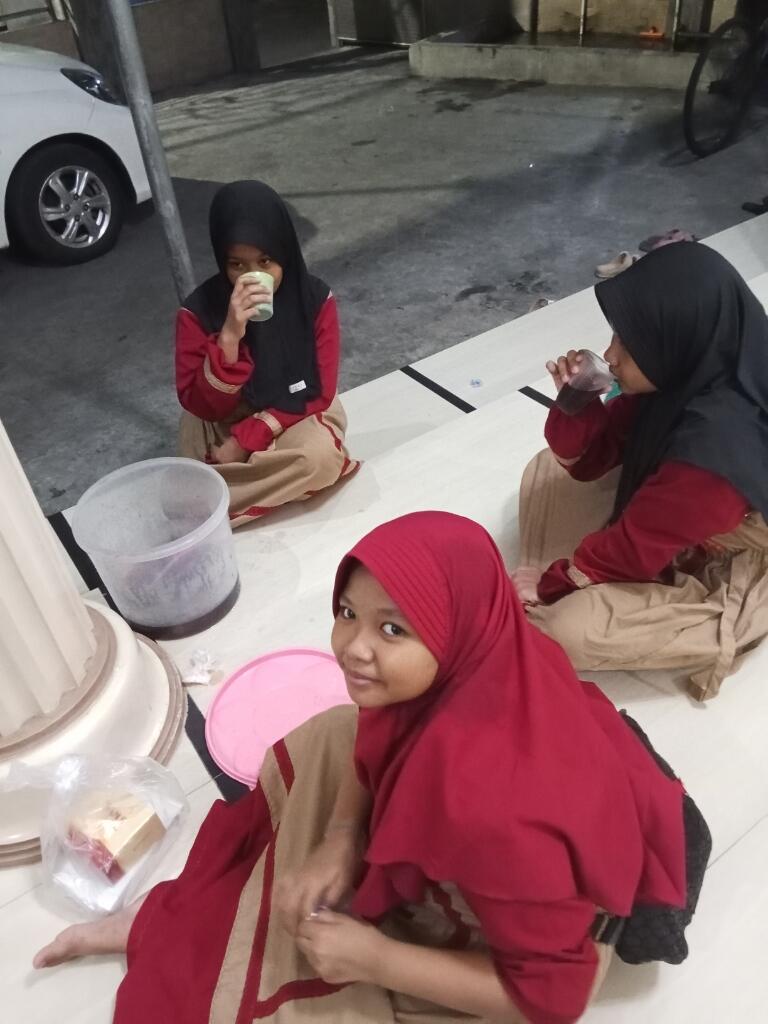 #NgabuburitCerita, Anak Rantau Di Bulan Ramadan