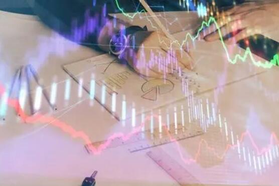 Apakah perangkat lunak perdagangan MT4 JRFX mudah digunakan?
