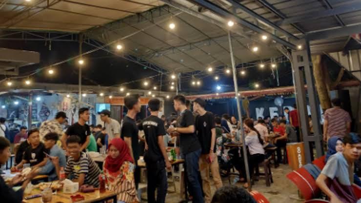 Cerita singkat MALAM TAKBIR langsung tamat.