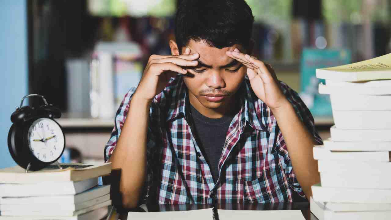 5 Mata Kuliah "Monster" yang Bikin Mahasiswa Ketar-Ketir
