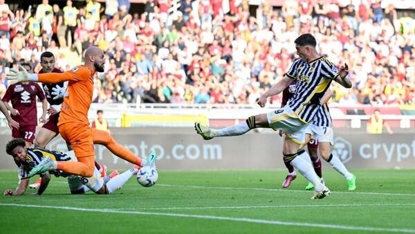 Derby Turin Berakhir Tanpa Gol, Torino vs Juventus 0-0