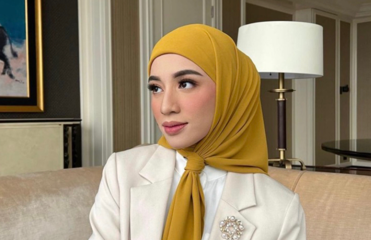 PASHMINA SEGI EMPAT 2 LAYER Buruan Di Order Keburu Kehabisan