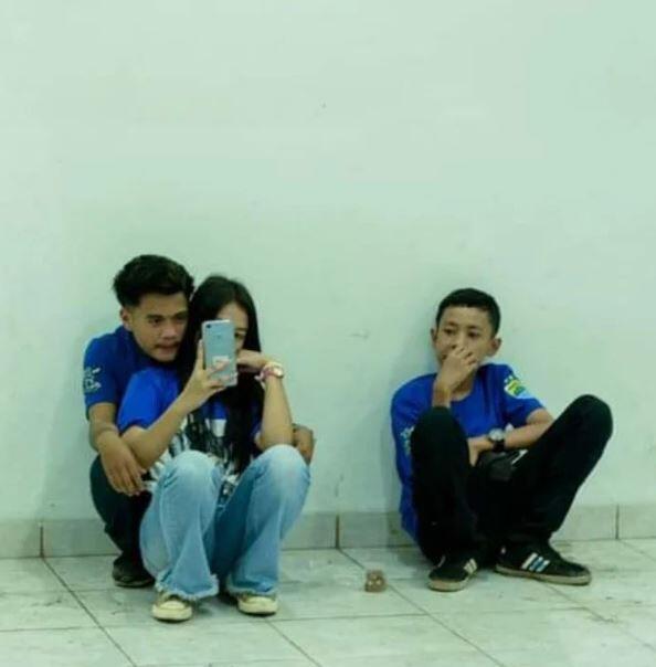 Kelakuan Bobotoh Cantik di Stadion Ketika Persib Bertanding